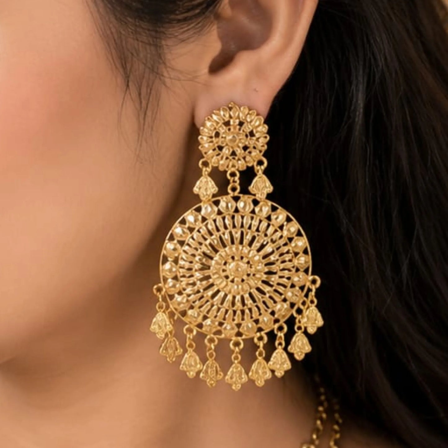 Traditional Gold-Tone Necklace Set with Maang Tikka