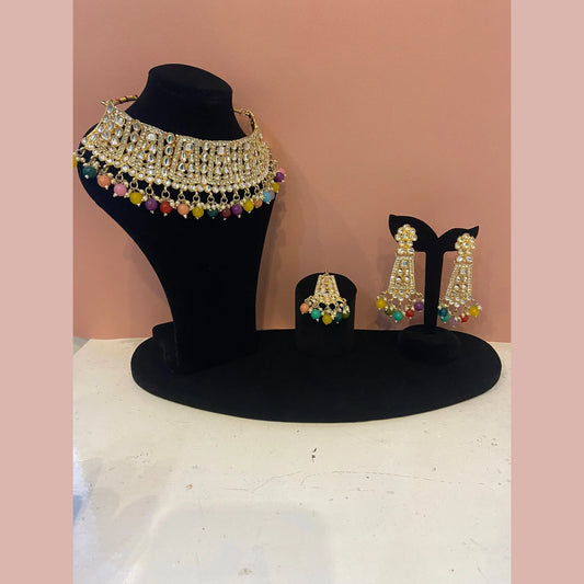 Multicolor Stone Choker Necklace Set with Earrings & Maang Tikka