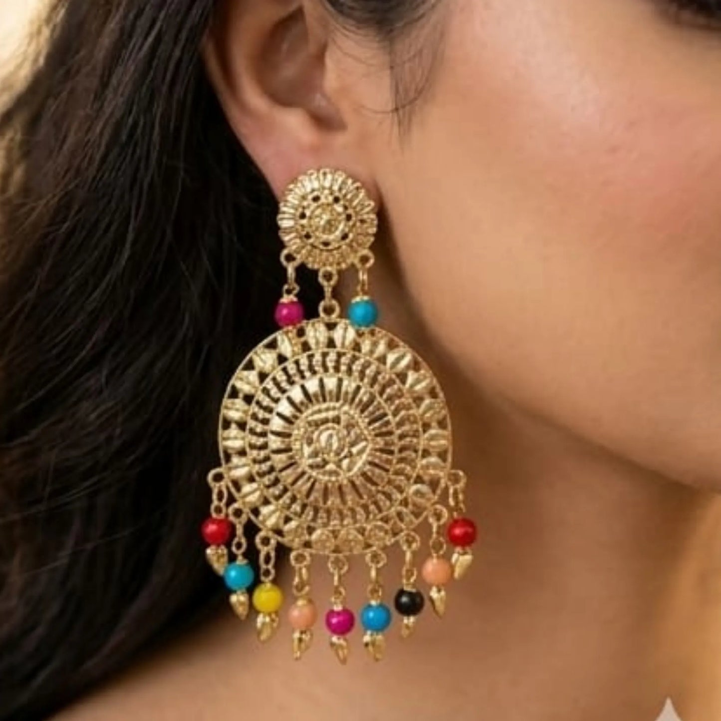 Golden Scalloped Filigree Statement Set