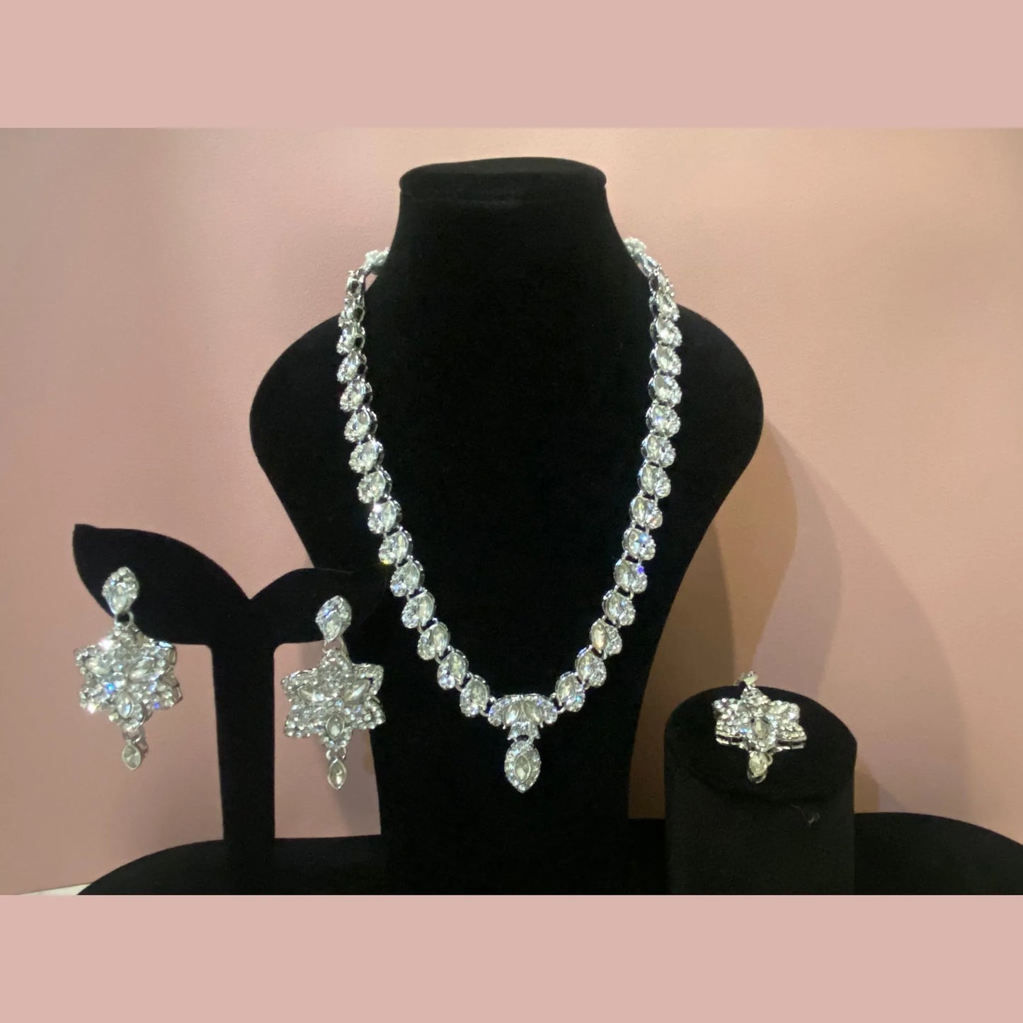 Heavy chain necklace with Star shaped earrings & maang tikka