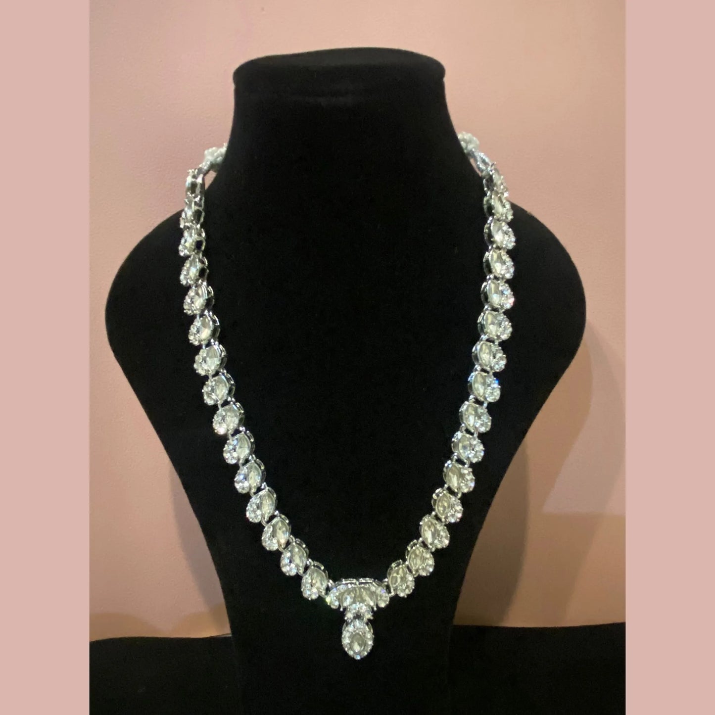Heavy chain necklace with Star shaped earrings & maang tikka