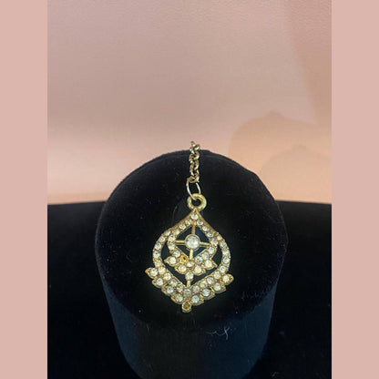 Gold Tone Necklace Set with Earrings & Maang Tikka