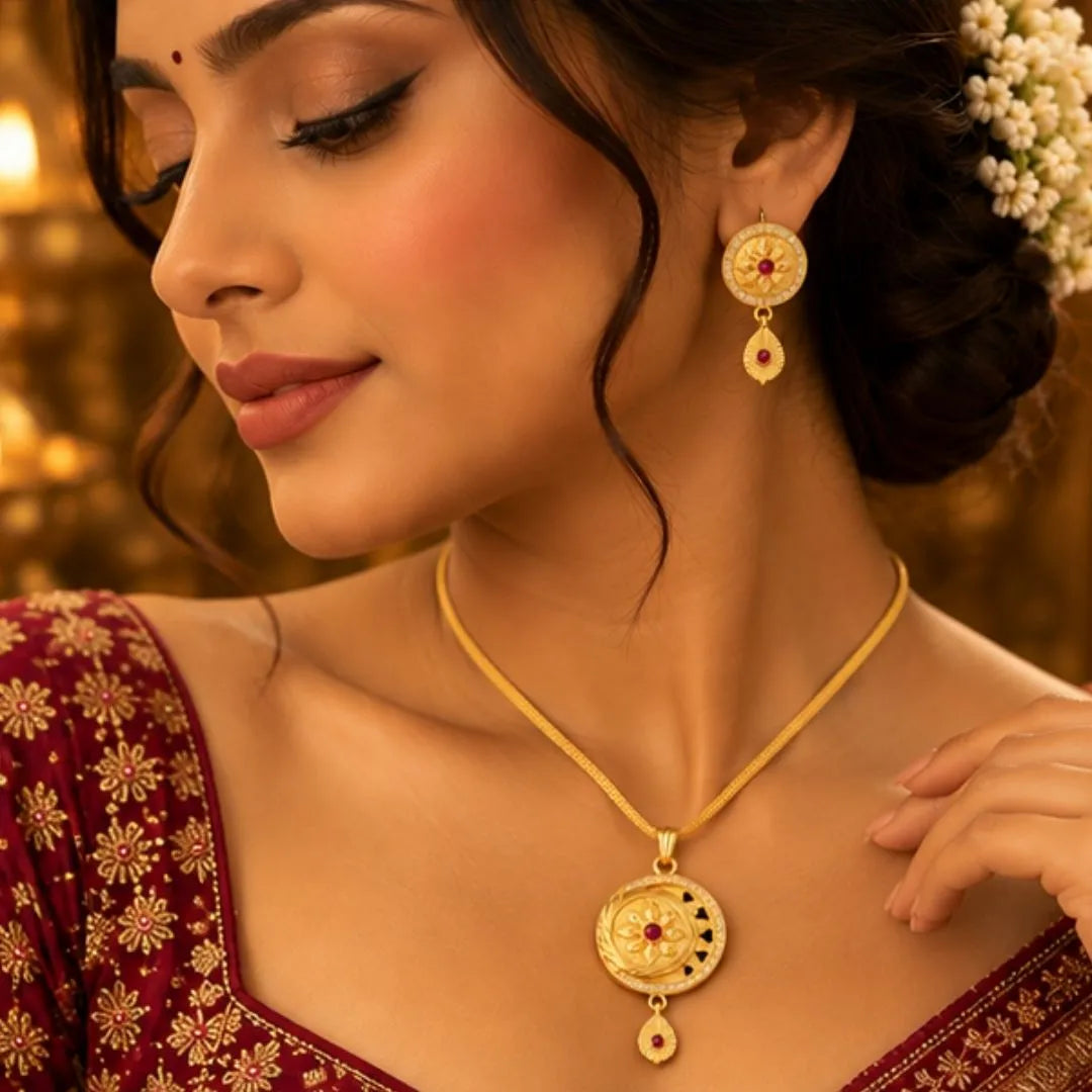 Gold Round Pendant Chain & Earrings Set