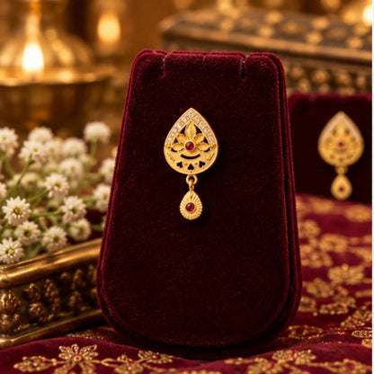 Gold Teardrop Pendant Chain & Earrings Set