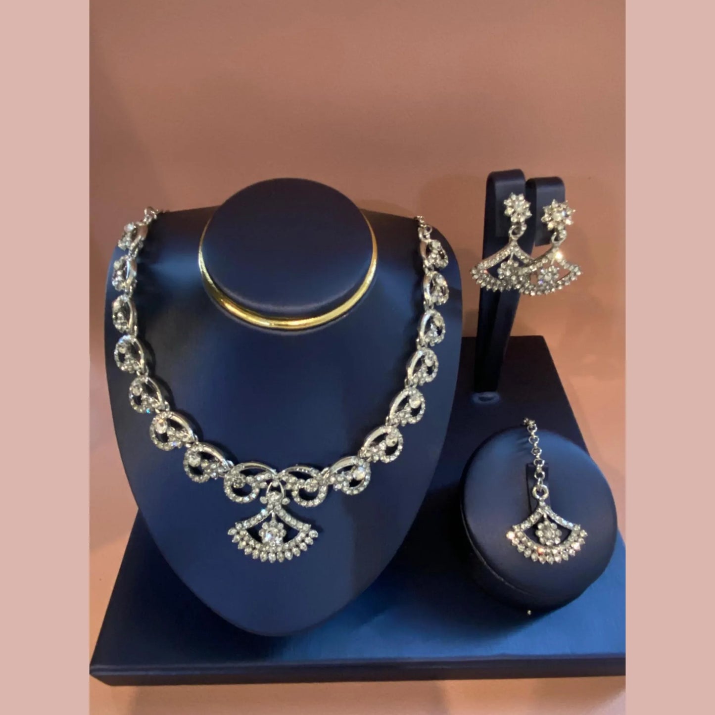 Stone Necklace Set with Earrings & Maang Tikka – Gold & Silver Options