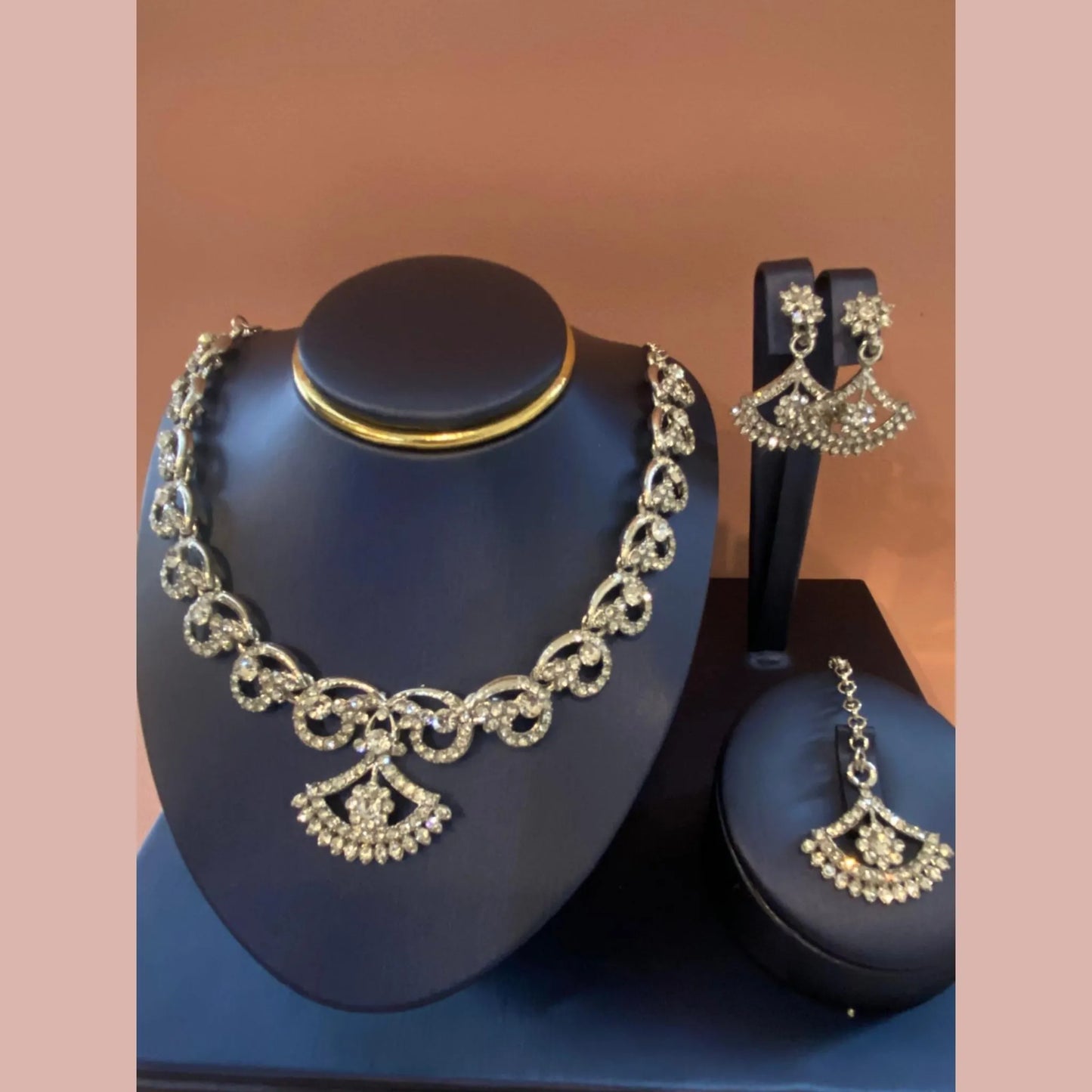 Stone Necklace Set with Earrings & Maang Tikka – Gold & Silver Options