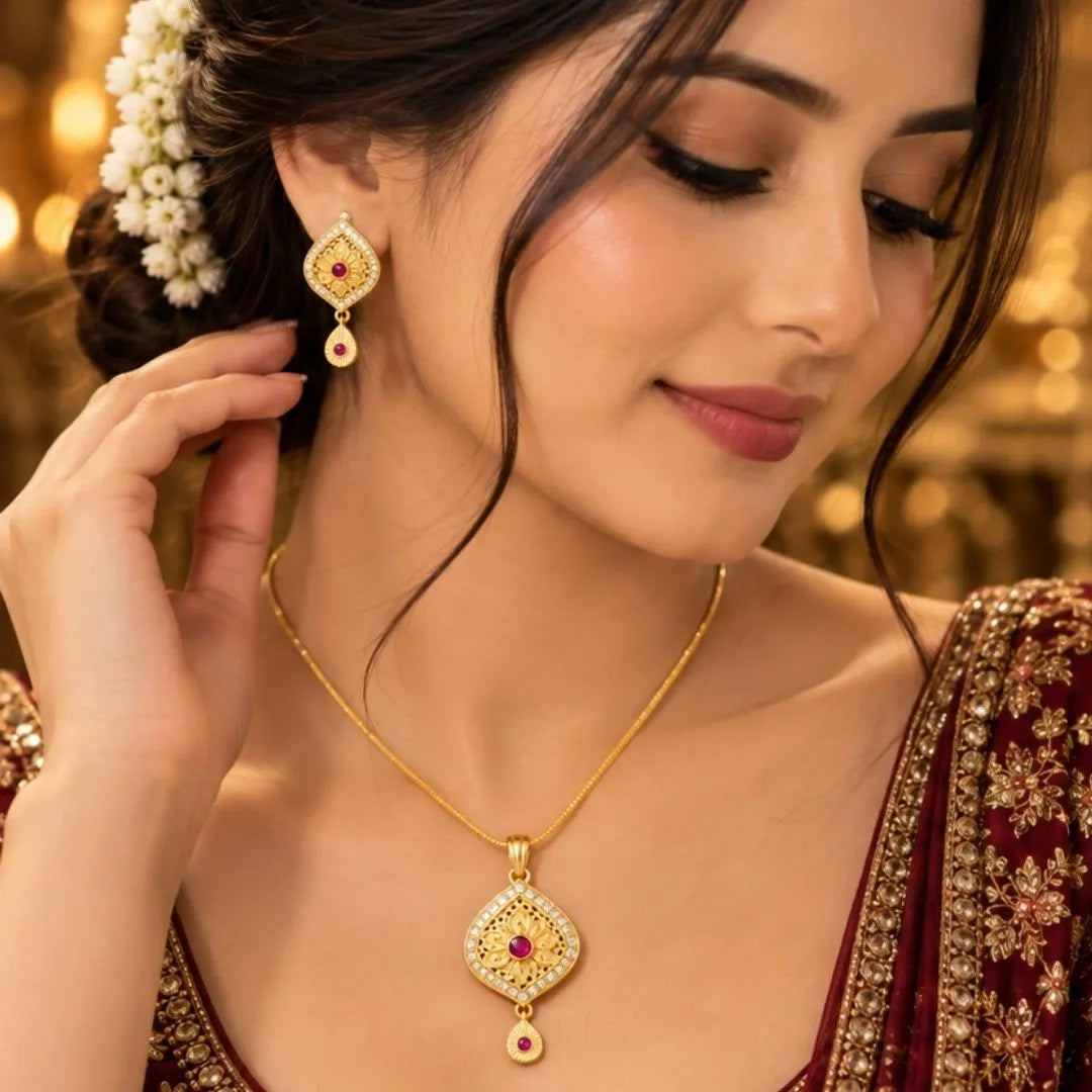 Gold Teardrop Floral Pendant Chain & Earrings Set