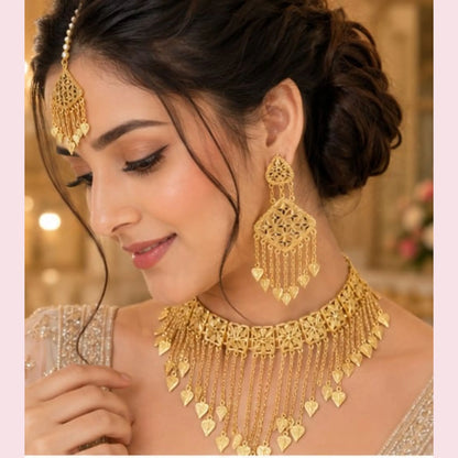 Gold-Tone Fringe Choker Set with Maang Tikka