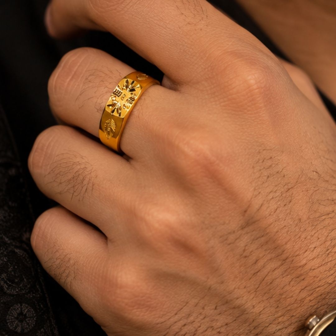 Men’s Gold-Tone Geometric Engraved Band Ring