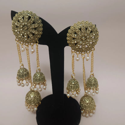 Gold / silver stones and pearls earrings