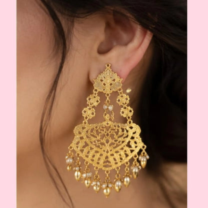 Golden Artisan Floral Filigree Necklace Set