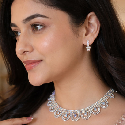 Stone necklace with drop earrings