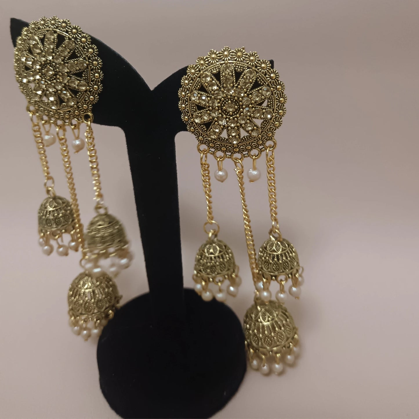 Gold / silver stones and pearls earrings