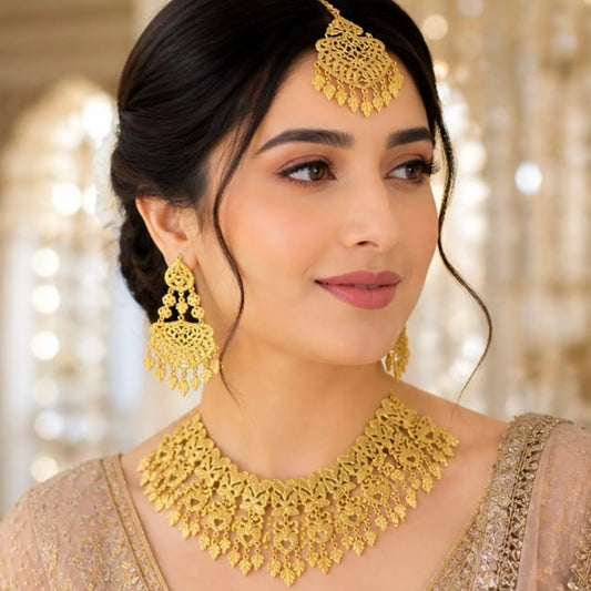 Royal Gold Filigree Statement Set with Grand Earrings