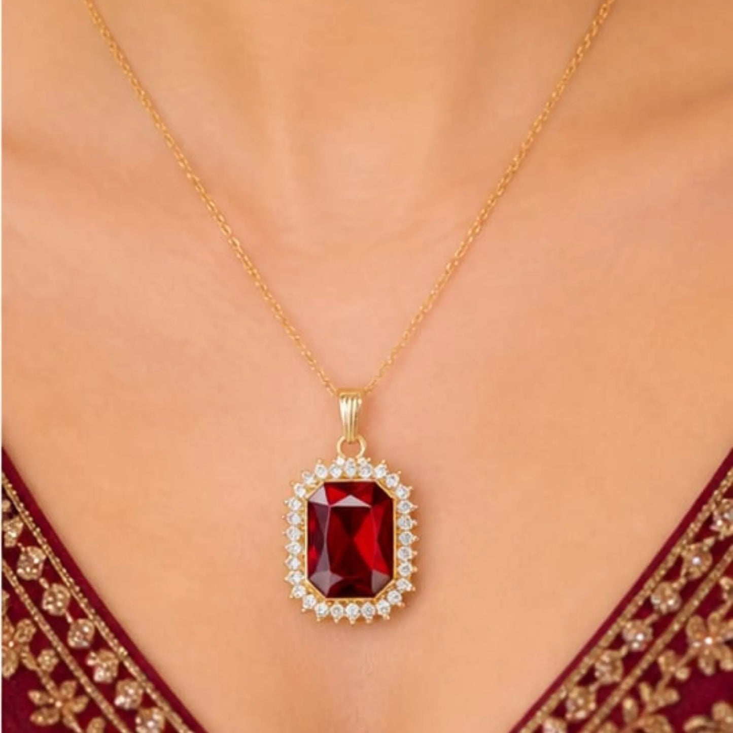 Majestic Solitaire Gemstone Pendant Necklace