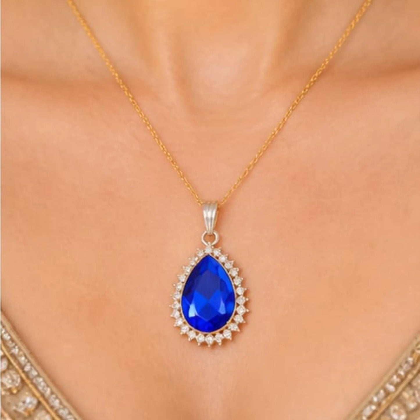 Majestic Solitaire Gemstone Pendant Necklace