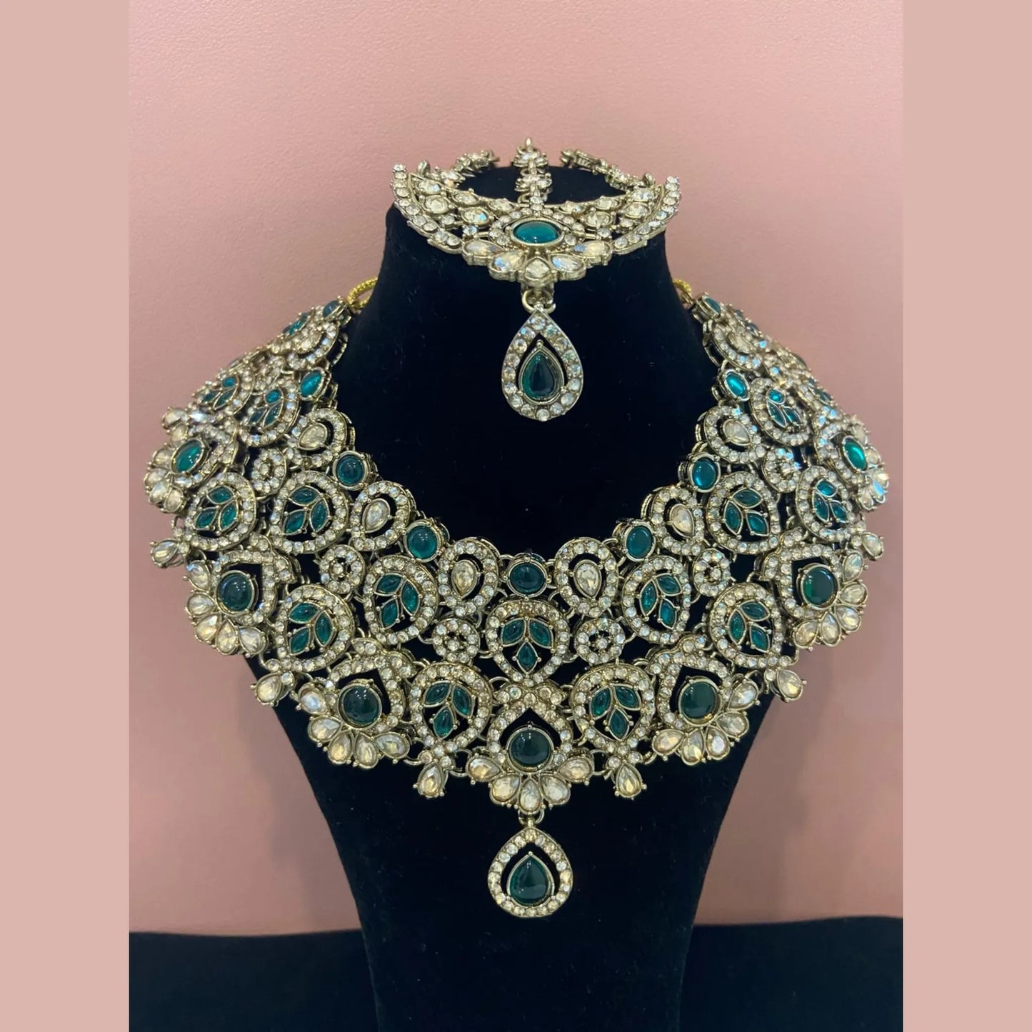 Green emeralds bridal set