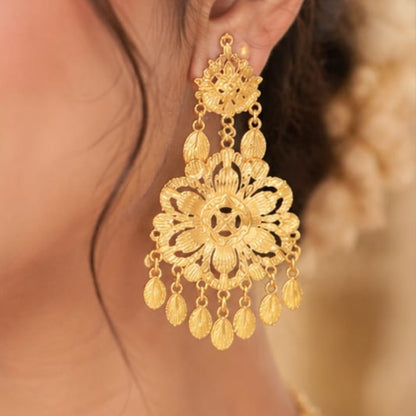 Golden Radiance Three-Layer Filigree Set