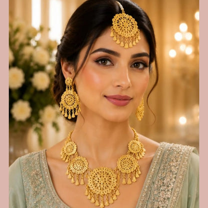 Golden Petal Cascade Filigree Necklace Set
