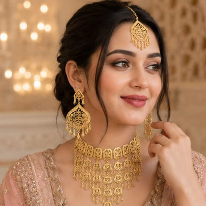 Traditional Gold-Tone Choker Set with Tikka