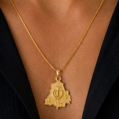 Unisex Gold-Tone Punjab Khanda Map Pendant Necklace – Minimalist Everyday Chain