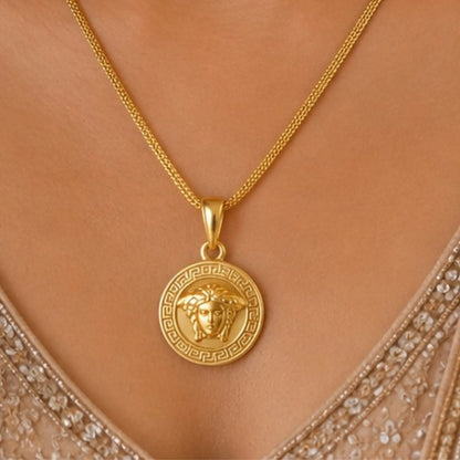 Unisex Gold-Tone Medusa Pendant Necklace – Luxury Inspired Chain
