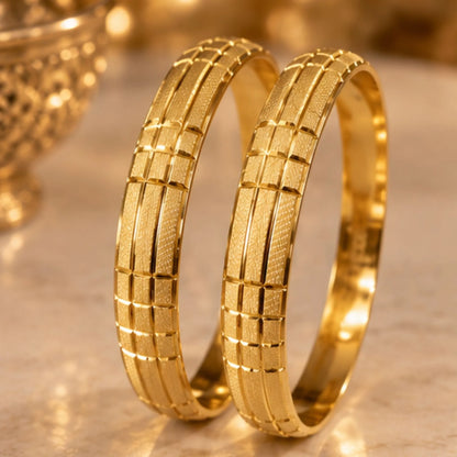 Gold-Tone Textured Grid Design Bangles Set – Elegant Geometric Traditional Indian Jewellery
