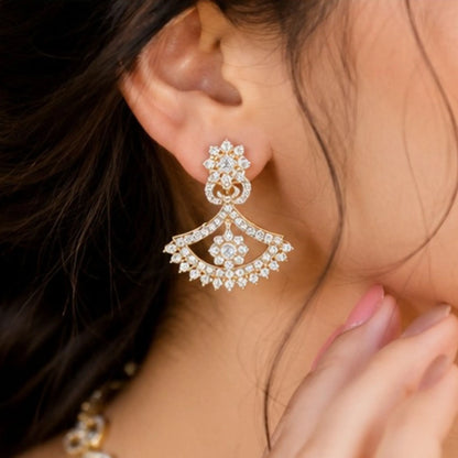 Traditional Stone Necklace Set with Maang Tikka